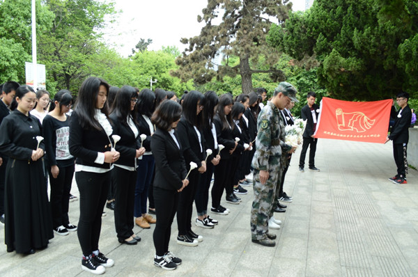 1460702329123156.png blob.png