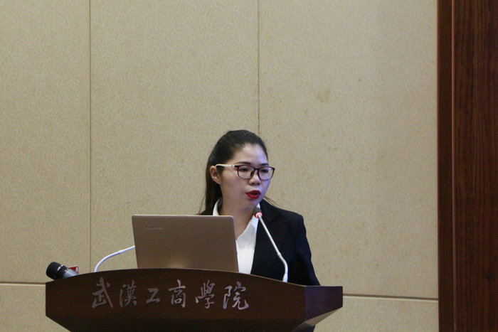 1512982921113978.jpg 苏宁订单班班主任发言_副本.JPG